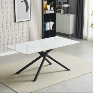 Trpezarijski stolovi